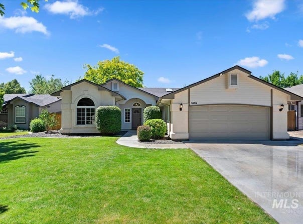 1699 E Laurelwood Dr, Eagle, ID 83616-6100