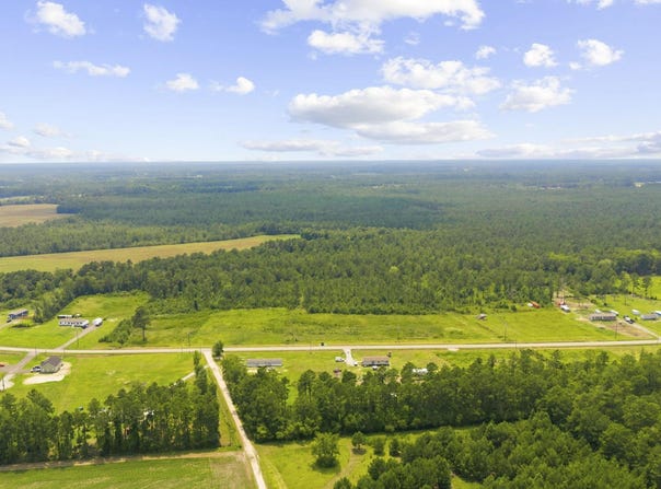 W Highway 19, Loris, SC 29569