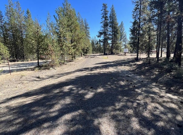 1 Gracies Road, Gilchrist, OR 97737