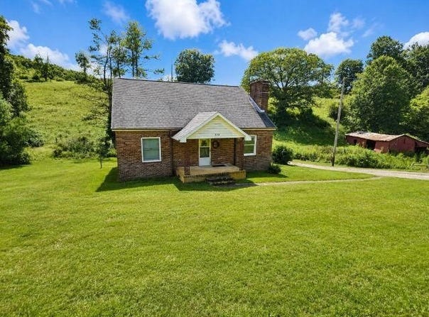 2646 Crossroads Dr, Galax, VA 24333