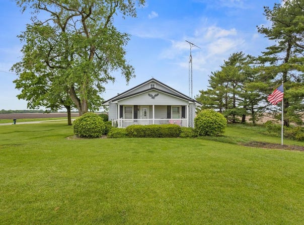 4520 N 600 E Road, Sidell, IL 61876