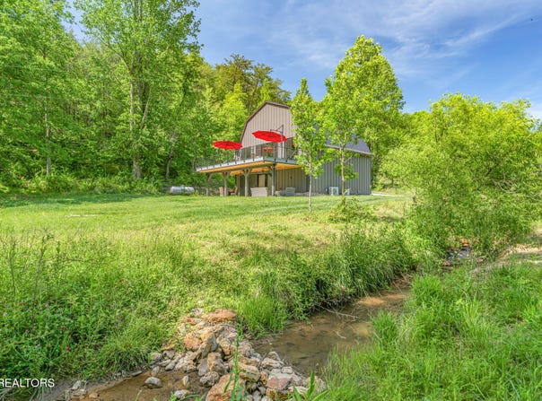 2380 Rafter Rd, Tellico Plains, TN 37385