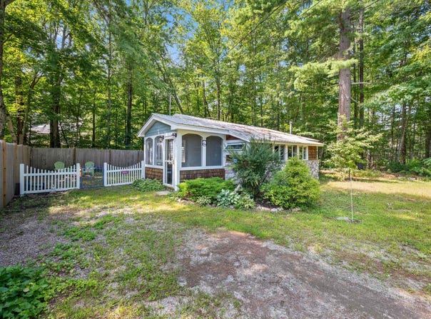 2396 W Side Road, Conway, NH 03860