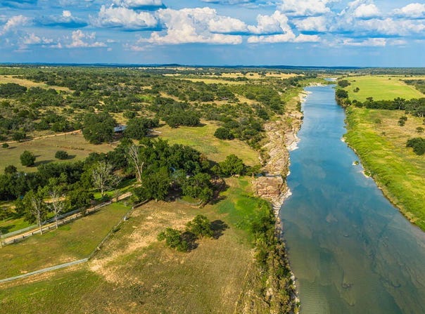 1070 Tullos Ln, Mason, TX 76856