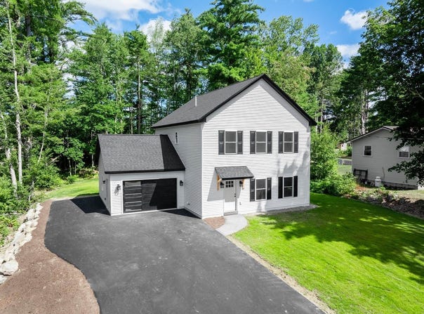 33 Sandy Point Road, Milford, ME 04461