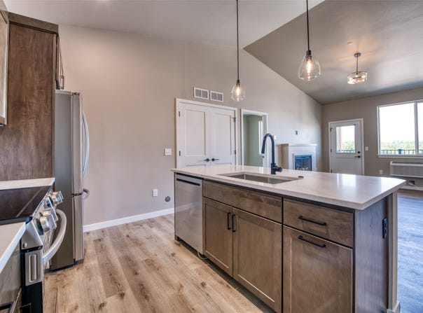 159 Canyon Falls Way, Hamilton, MT 59840
