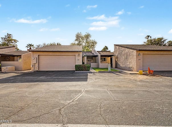 2256 W LINDNER Avenue, Mesa, AZ 85202