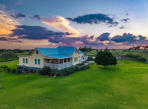 2210 FM 615, Schulenburg, TX 78956
