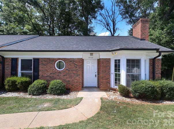 1214 E Franklin Boulevard, Gastonia, NC 28054