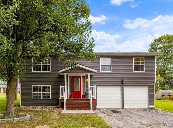 309 E Shiloh Drive, Red Bud, IL 62278