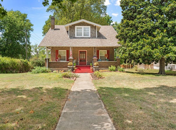 535 S Lincoln Avenue, Aurora, MO 65605