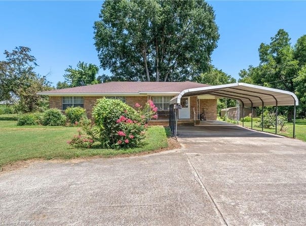 1304 N Main ST, Mulberry, AR 729247