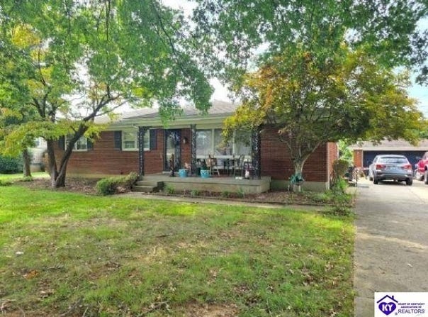 237 Hillbrook Drive, Shepherdsville, KY 40165