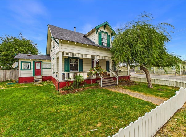 6762 Harrison Avenue, Fields Landing, CA 95537