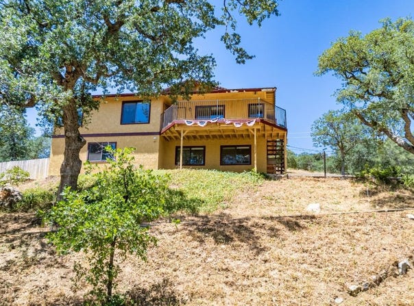 20537 Old Town Road, Tehachapi, CA 93561