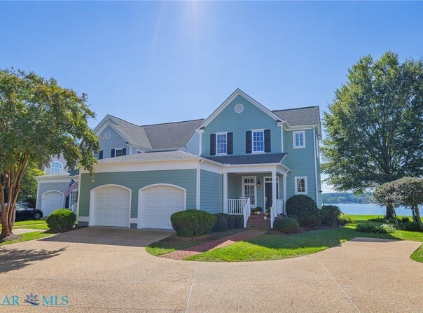 82 Westbay Drive, Kilmarnock, VA 22482