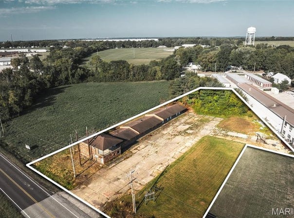 118 N Outer Road, St James, MO 65559