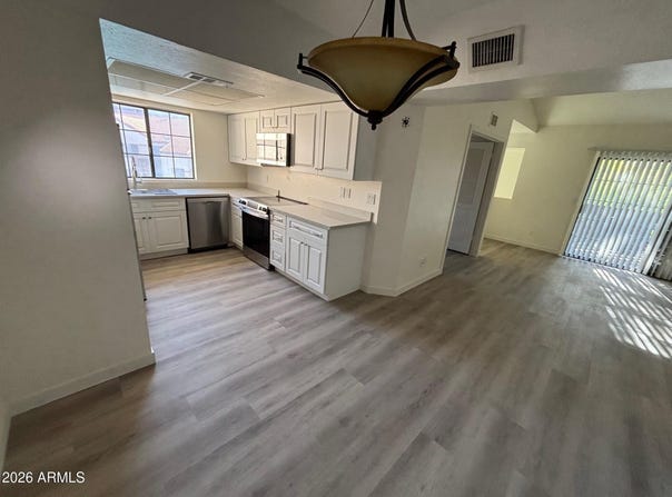 700 E MESQUITE Circle, Tempe, AZ 85288