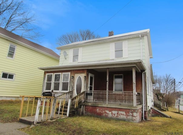300 8th Street, Windber, PA 15963