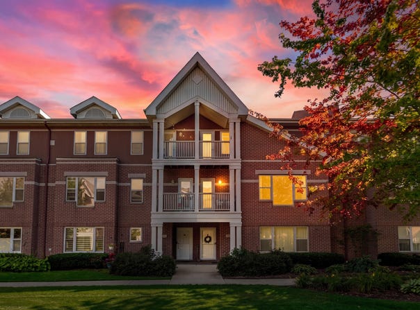417 55th St, Kenosha, WI 53140
