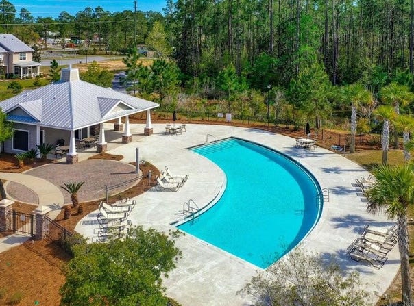 406 Date Palm Lane, Freeport, FL 32439
