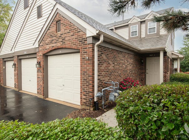 1967 GARY Court, Schaumburg, IL 60193