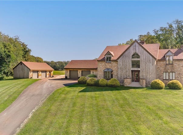 171 Mae West Rd, Confluence, PA 15424