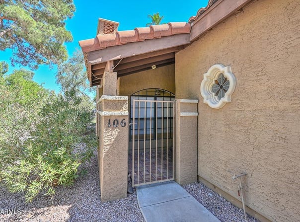 6945 E Cochise Road, Paradise Valley, AZ 85253