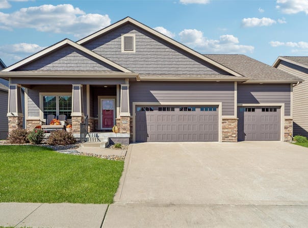 308 NE Pinehurst Circle, Ankeny, IA 50021