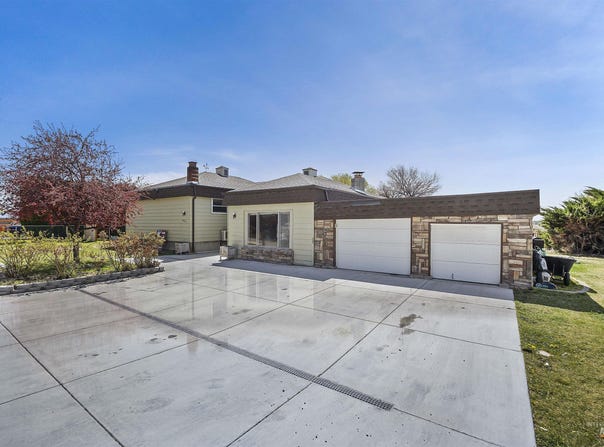 2641 Sunset Drive, Heyburn, ID 83336