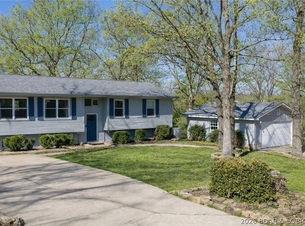 103 Dogwood Dr, Camdenton, MO 65020