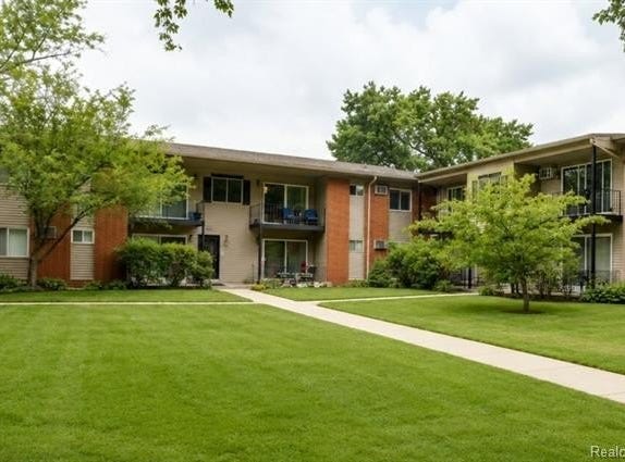 4009 Benjamin Avenue, Royal Oak, MI 48073