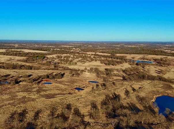 14 Wilshire Drive, McLoud, OK 74851