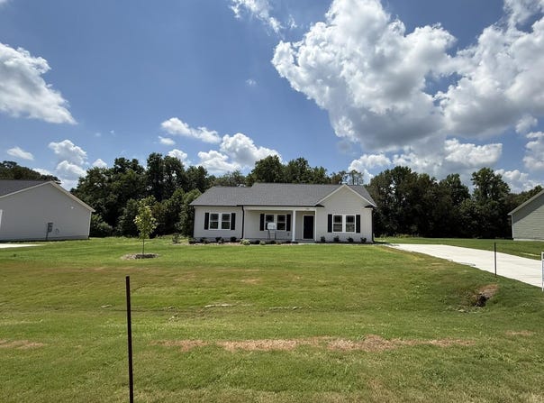 438 Barbour's Place Drive, Four Oaks, NC 27524