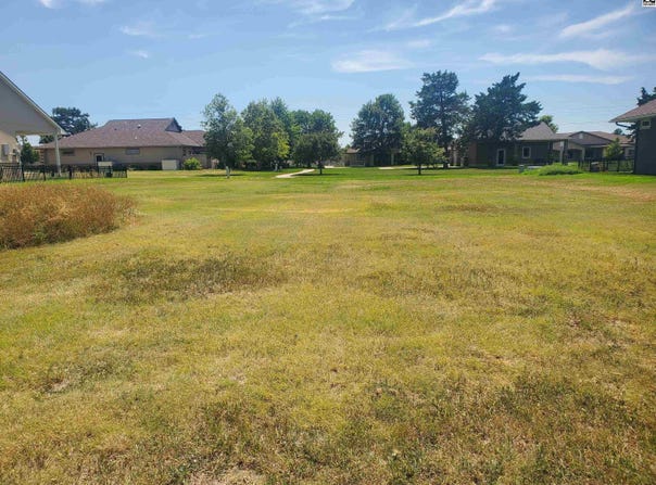 920 Veranda Cir, McPherson, KS 67460