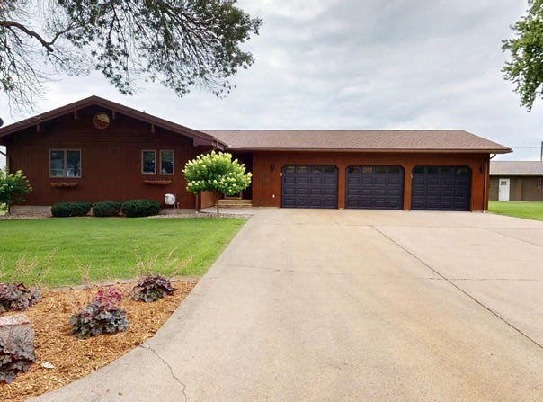 2017 Highland Avenue, Albert Lea, MN 56007