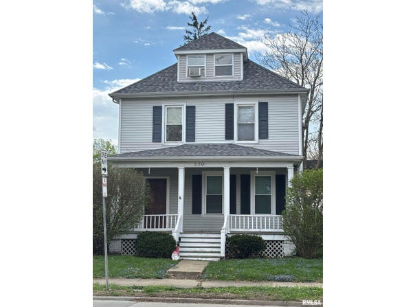 230 E LAWRENCE Avenue, Springfield, IL 62704