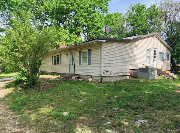 252 Center Avenue, Harrison, AR 72601