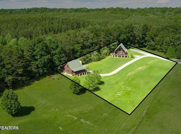 101 & 102 Meadow view Lane, Spencer, TN 38585