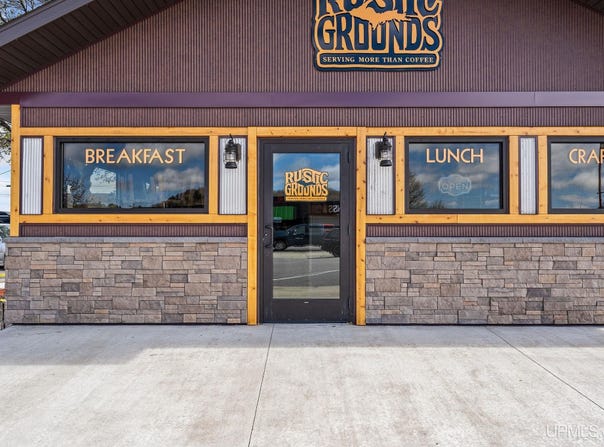 319 E Superior Street, Munising, MI 49862
