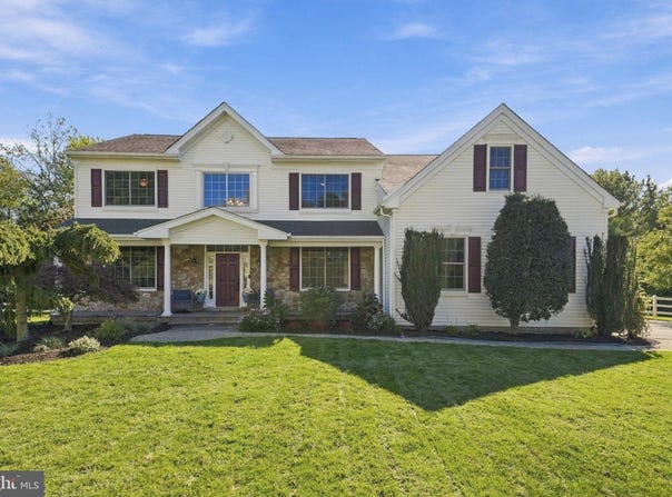 47 VENUTI Drive, ASTON, PA 19014