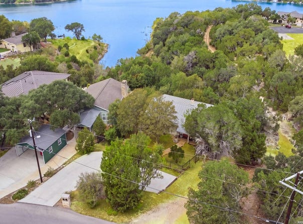 713 CINDY DR, Canyon Lake, TX 78133
