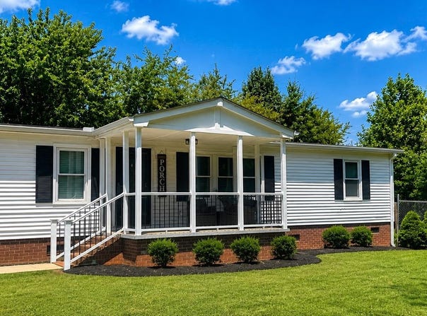 215 Lake Front Road, Inman, SC 29349