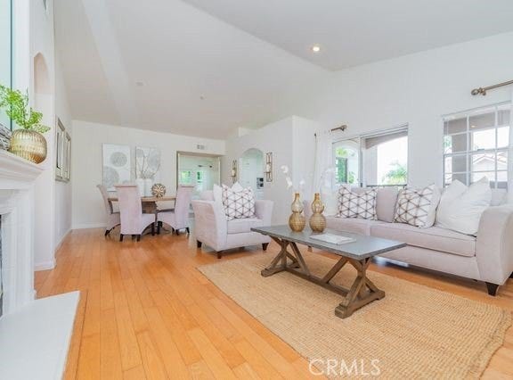 2310 Cascade, Tustin, CA 92782