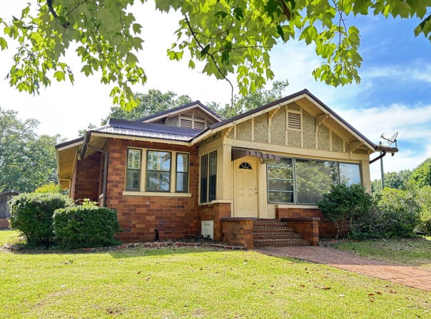 420 Lawrence Street, Macon, MS 39341