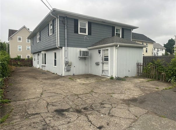 39 Locust Street, Pawtucket, RI 02860