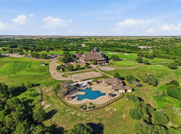 7304 S Aberdeen Drive, Cleburne, TX 76033