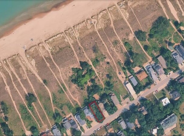 1526 Lake Shore Drive, Michigan City, IN 46360