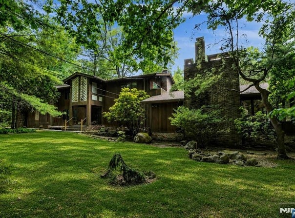 34 Cambridge Way, Alpine, NJ 07620