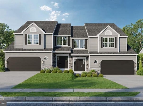 CASTLE Drive, ROBESONIA, PA 19551